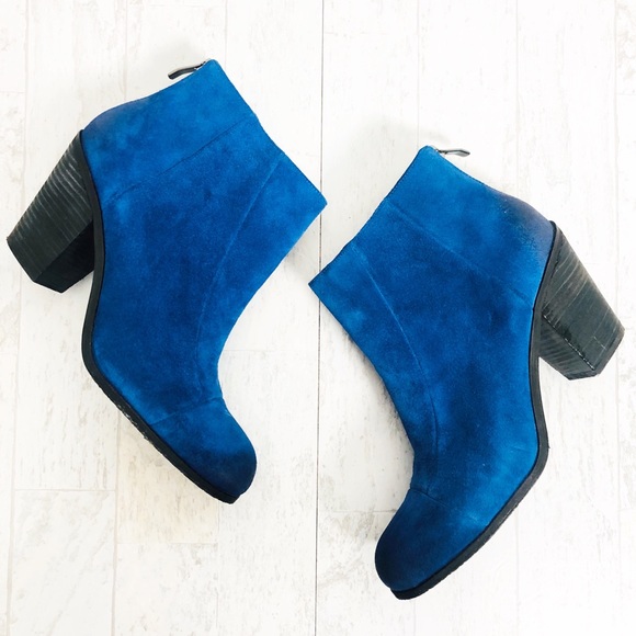 Vince Camuto Shoes - Vince Camuto Graysen Suede Booties
